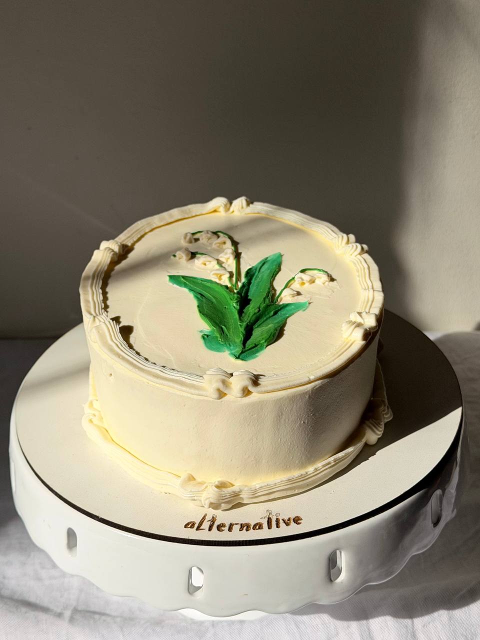 Біла конвалія